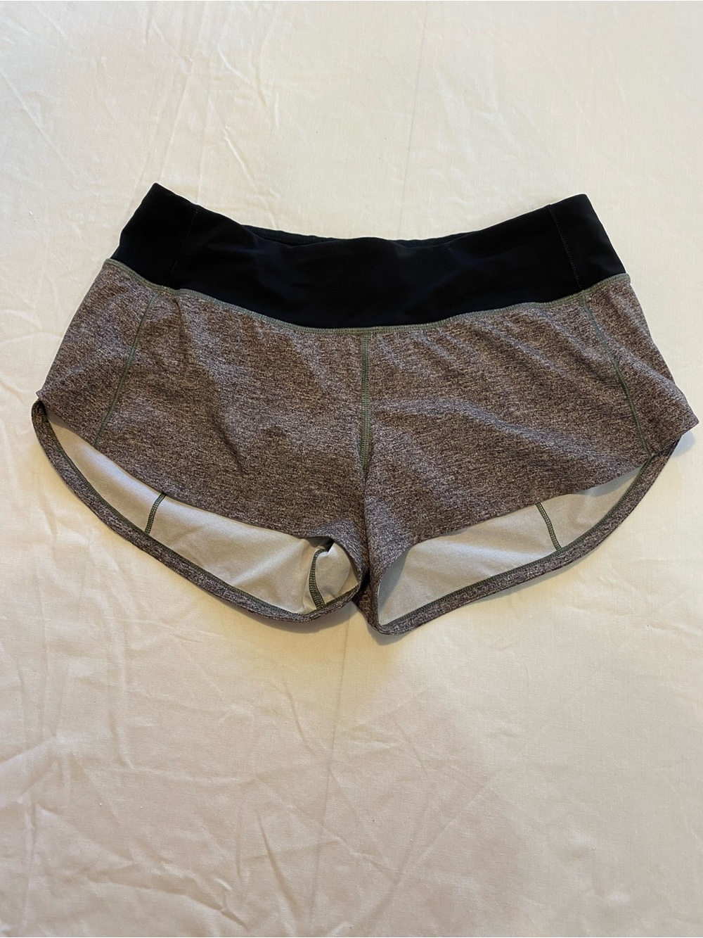 Lululemon Speed Up Short Heather Lux Black Size 4.